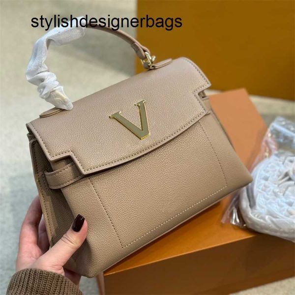 womens ladies designers luxury fashion brand handbags purses classic genuine leather letters crossbody bag 48/23
womens ladies designers luxury fashion brand handbags purses classic genuine leather letters crossbody bag 48/23