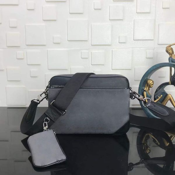 2023 luxurys designer leather bags women men handbag crossbody shoulder bag flip cover femal tote coin purse tote boys girls backpacks
2023 luxurys designer leather bags women men handbag crossbody shoulder bag flip cover femal tote coin purse tote boys girls backpacks