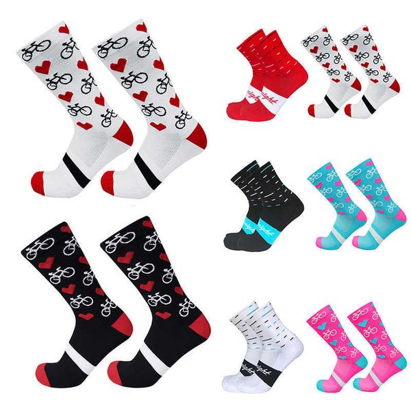 5pc socks hosiery new professional competition compression cycling socks men women road bicycle outdoor racing bike sport running socks z022, Black;white
5pc socks hosiery new professional competition compression cycling socks men women road bicycle outdoor racing bike sport running socks z022, Black;white