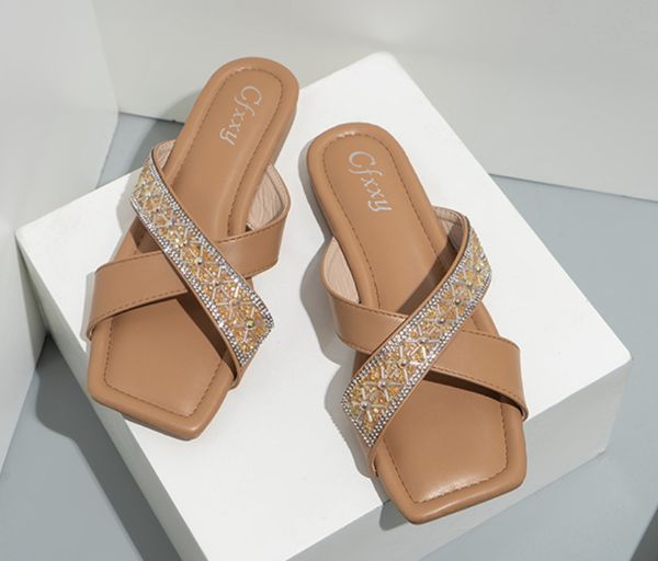 designer slide sandals women's luxury rhinestone patent leather slides flat heel holiday beach indoor outdoor, Black
designer slide sandals women's luxury rhinestone patent leather slides flat heel holiday beach indoor outdoor, Black