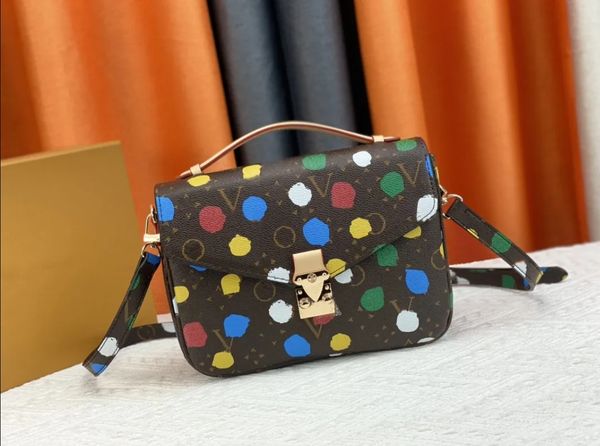 designer bags tote luxury women handbag pochetteladies shopping shoulder bags letters polka dot pattern leather pillow speedy crossbody bags
designer bags tote luxury women handbag pochetteladies shopping shoulder bags letters polka dot pattern leather pillow speedy crossbody bags