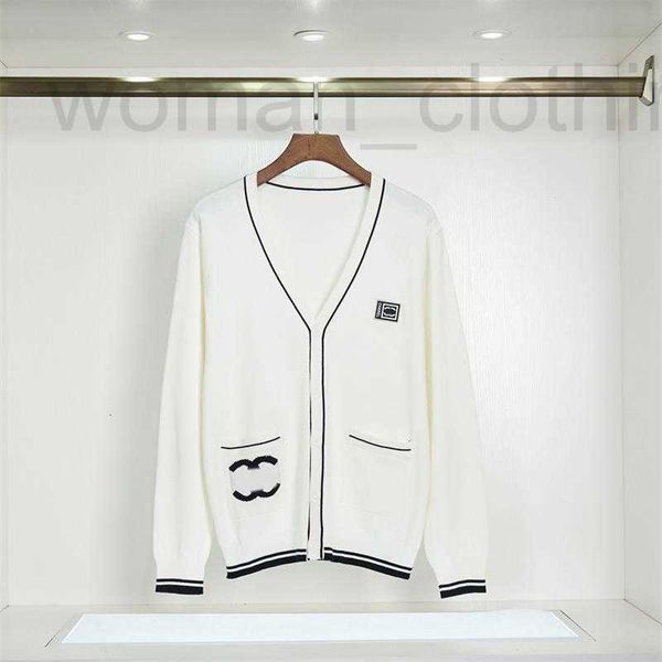 designer 2022new cardigan sweater v-neck knitting metal button shoulder pad short long sleeve slim small fragrance coat for women in autumn, White;black
designer 2022new cardigan sweater v-neck knitting metal button shoulder pad short long sleeve slim small fragrance coat for women in autumn, White;black