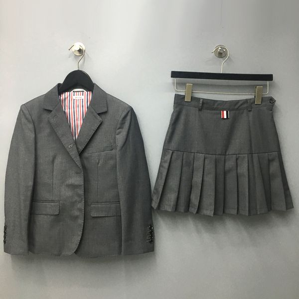 two piece dress ladies tb girls suit solid color professional cropped sleeve jacket skirt 230222, White
two piece dress ladies tb girls suit solid color professional cropped sleeve jacket skirt 230222, White