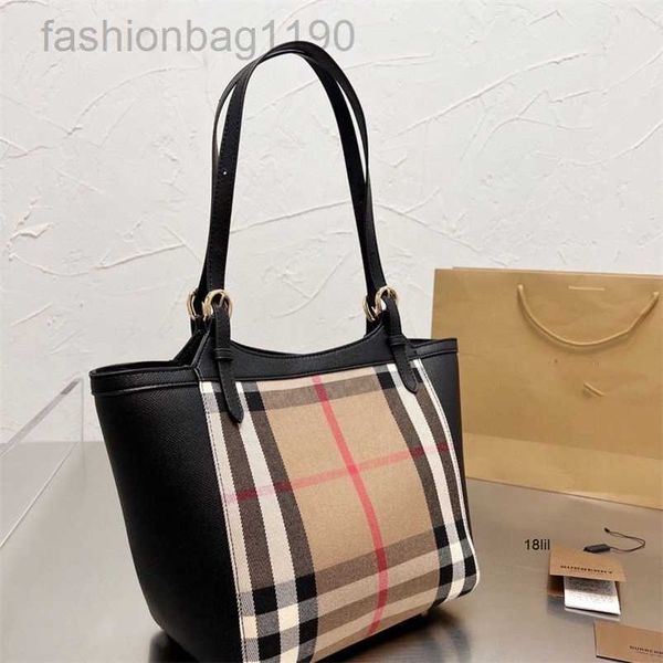 womens new tote designer burbrery handbags 2023 spring classic canvas checked shopping bag tote large capacity sho jnbz
womens new tote designer burbrery handbags 2023 spring classic canvas checked shopping bag tote large capacity sho jnbz