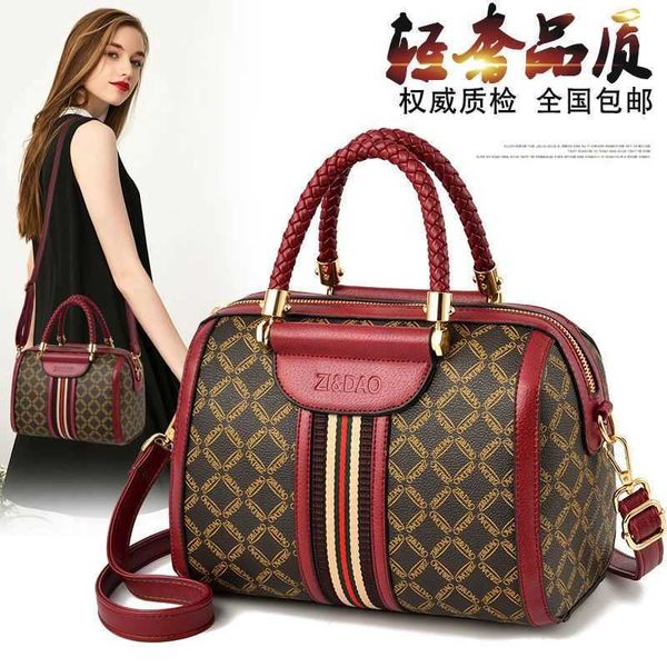 evening s hong kong genuine leather 2023 new women's fashion large capacity boston pillow single shoulder crossbody bag
evening s hong kong genuine leather 2023 new women's fashion large capacity boston pillow single shoulder crossbody bag