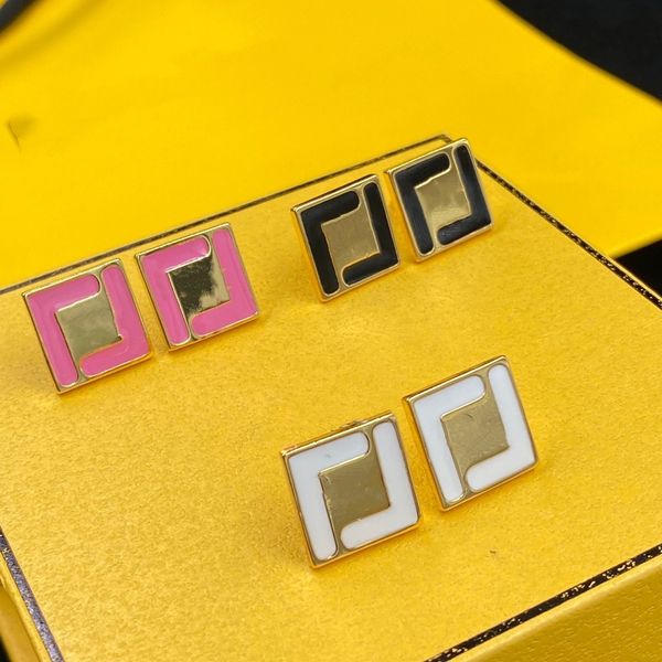 2023 new stud earrings fashion luxury brand designer classic gorgeous diamond earrings wedding party gift excellent quality jewelry with box, Golden;silver
2023 new stud earrings fashion luxury brand designer classic gorgeous diamond earrings wedding party gift excellent quality jewelry with box, Golden;silver