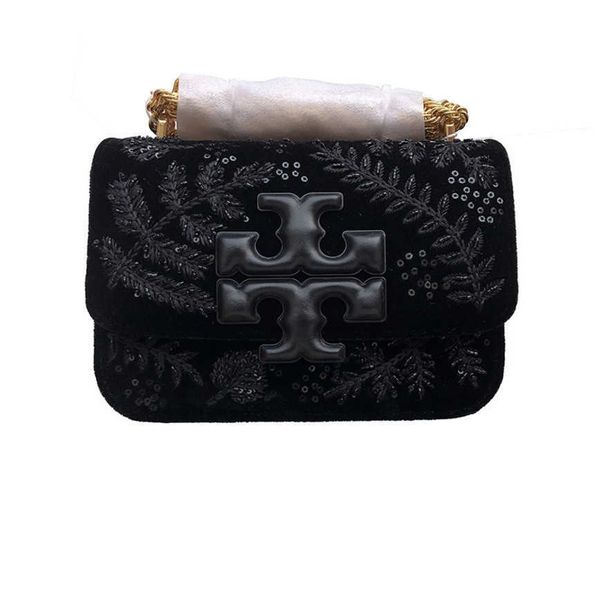1pcs bags for women 49%off leather chain small square bag messenger handbags female fashion
1pcs bags for women 49%off leather chain small square bag messenger handbags female fashion