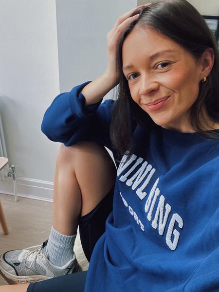women's hoodies sweatshirts letter flocking woman 2023 spring royal blue vintage cotton fleece pulover hoodie punk wild streetwear 2302, Black
women's hoodies sweatshirts letter flocking woman 2023 spring royal blue vintage cotton fleece pulover hoodie punk wild streetwear 2302, Black