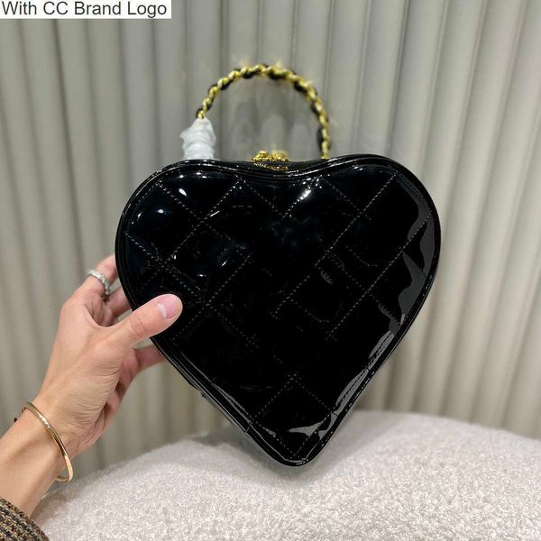 luxury cc totes 2022ss spring heart style valentine day handbags bags classic handle totes quilted patent leather famous luxury designer clu
luxury cc totes 2022ss spring heart style valentine day handbags bags classic handle totes quilted patent leather famous luxury designer clu