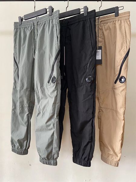 2023 europe designer metal nylon men pants one lens outdoor zipper pocket male pant tracksuit casual jogging quick dry trousers, Black
2023 europe designer metal nylon men pants one lens outdoor zipper pocket male pant tracksuit casual jogging quick dry trousers, Black