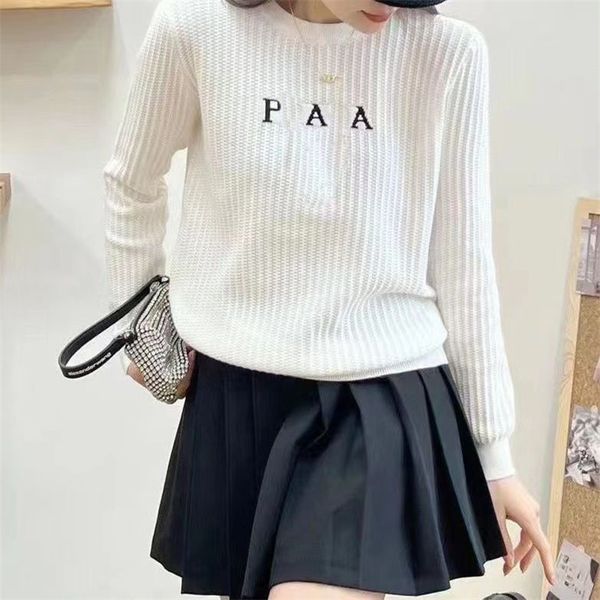 women designers clothes 2023 sweaters winter cardigan cashmere blend fashion women 2 colors streetwear costume, White;black
women designers clothes 2023 sweaters winter cardigan cashmere blend fashion women 2 colors streetwear costume, White;black