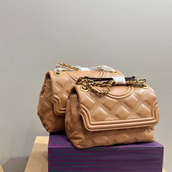 shoulder bag women designer crossbody messenger bag fashion solid color chain hand bags luxury leather bags purse 230223
shoulder bag women designer crossbody messenger bag fashion solid color chain hand bags luxury leather bags purse 230223