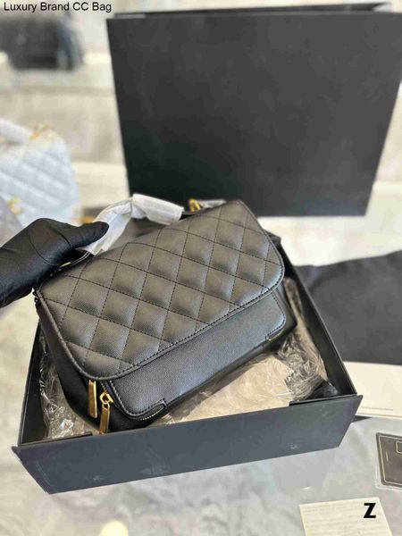 cc cross body classic women cc medium messenger bag 7a luxury handle shoulder bag with chain real leather quilted cf crossbody bag lady blac
cc cross body classic women cc medium messenger bag 7a luxury handle shoulder bag with chain real leather quilted cf crossbody bag lady blac