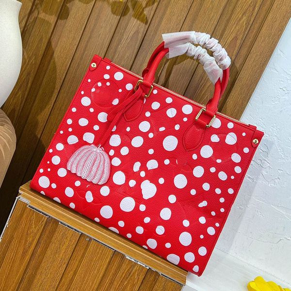 embossed printed women large capacity tote crossbody bag round dot leather jumbo portable shoulder bag classic shopping outdoor multi pochet
embossed printed women large capacity tote crossbody bag round dot leather jumbo portable shoulder bag classic shopping outdoor multi pochet