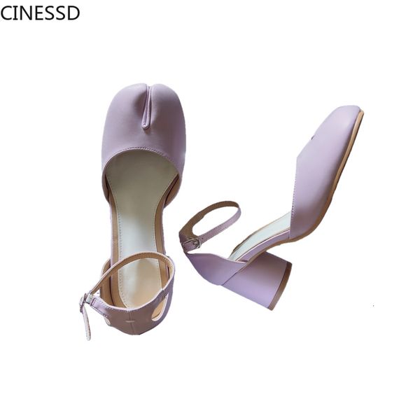 dress shoe split toe ninja tabi pumps woman high heel pig feet shallow sandals buckle strap round 230223, Black
dress shoe split toe ninja tabi pumps woman high heel pig feet shallow sandals buckle strap round 230223, Black