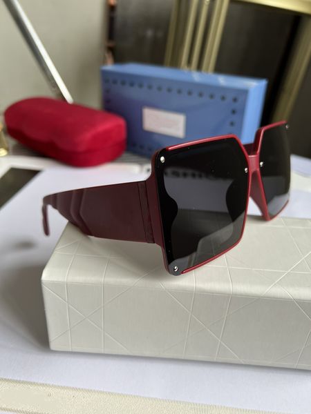 luxury womans sunglasses fashion mens sunglasses uv protection men designer eyeglass gradient metal hinge women spectacles box8610, White;black
luxury womans sunglasses fashion mens sunglasses uv protection men designer eyeglass gradient metal hinge women spectacles box8610, White;black