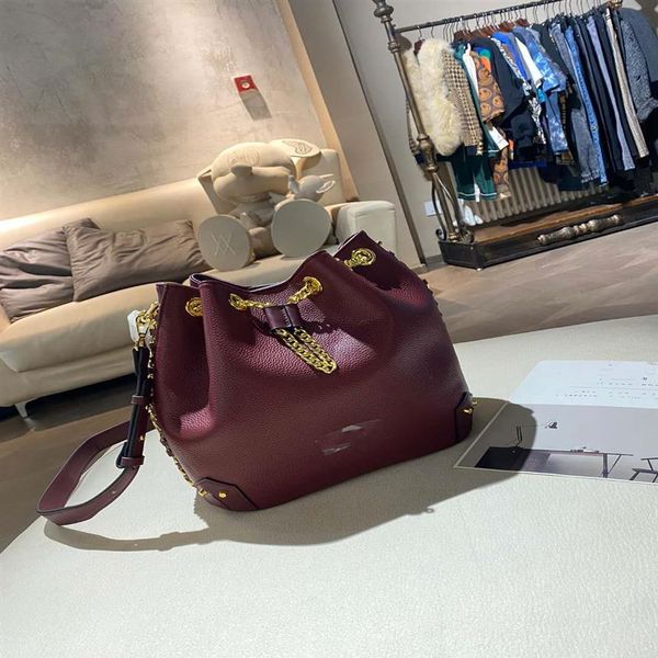 new selling quality drawstring bucket bag shoulder bag classic version fashionable and versatile size 26cm 28cm bucket bag dra2833
new selling quality drawstring bucket bag shoulder bag classic version fashionable and versatile size 26cm 28cm bucket bag dra2833