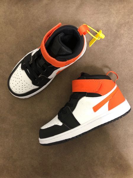 wholesale toddler basketball shoes youth jumpman 1 1s mid black starfish-white boys girls outdoor designer kids shoes
wholesale toddler basketball shoes youth jumpman 1 1s mid black starfish-white boys girls outdoor designer kids shoes