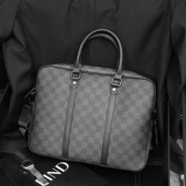 briefcases korean fashion business handbag trend lattice large capacity shoulder horizontal briefcase men's 230223
briefcases korean fashion business handbag trend lattice large capacity shoulder horizontal briefcase men's 230223