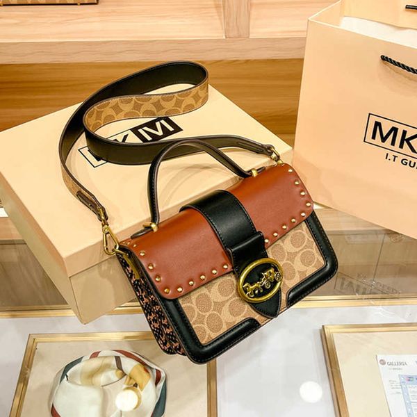 75%off factory wholesale bags for women small square luxury versatile single shoulder messenger bag lady simple style shoulder handbags
75%off factory wholesale bags for women small square luxury versatile single shoulder messenger bag lady simple style shoulder handbags