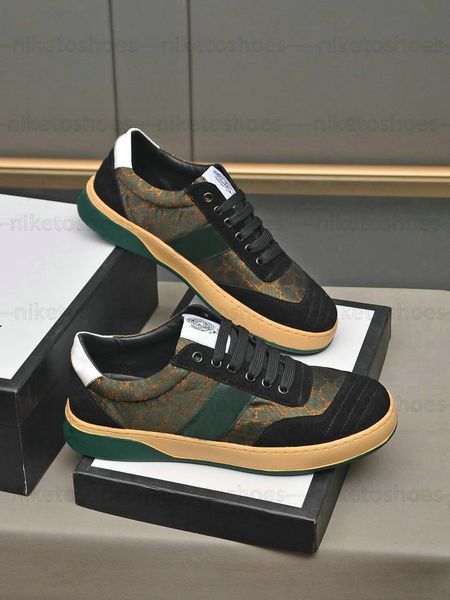 three striped shoes double g retro sneakers low designer shoes brown green black knit bee running shoes non-slip men's and women's
three striped shoes double g retro sneakers low designer shoes brown green black knit bee running shoes non-slip men's and women's