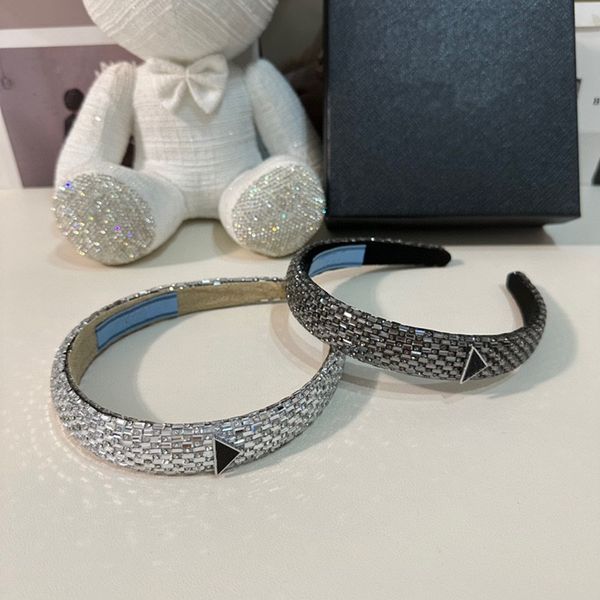 with box 2023 new p family luxury headbands bling bling diamond designers headband rhinestone hair hoop for women girls 2colors, Silver
with box 2023 new p family luxury headbands bling bling diamond designers headband rhinestone hair hoop for women girls 2colors, Silver