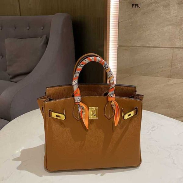 designer bags birkin handbags herme platinum gold brown fashion foreign style leather hand diagonal cross large capacity first layer have lo
designer bags birkin handbags herme platinum gold brown fashion foreign style leather hand diagonal cross large capacity first layer have lo
