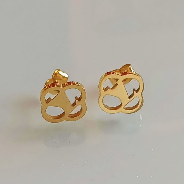 classic flower v shape charm earrings earring studded women's gold titanium steel luxury designer letter y gift wedding jewelry, Golden
classic flower v shape charm earrings earring studded women's gold titanium steel luxury designer letter y gift wedding jewelry, Golden