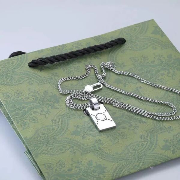 pendant gu necklaces jewelry wholesales luxury 925silver skull designers double g scale letter g men's and women's couple necklace, Silver
pendant gu necklaces jewelry wholesales luxury 925silver skull designers double g scale letter g men's and women's couple necklace, Silver