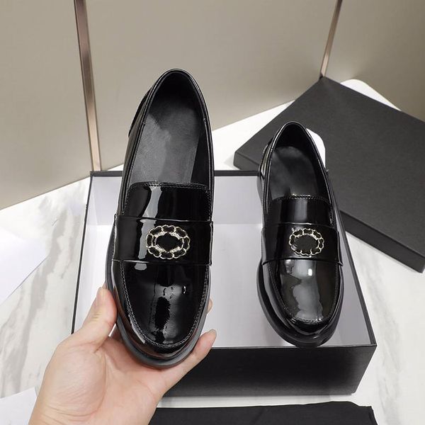 fashion dress shoes channel women leather high heel metal buckle letter logo wedding party business casual flat shoes 03-07, Black
fashion dress shoes channel women leather high heel metal buckle letter logo wedding party business casual flat shoes 03-07, Black