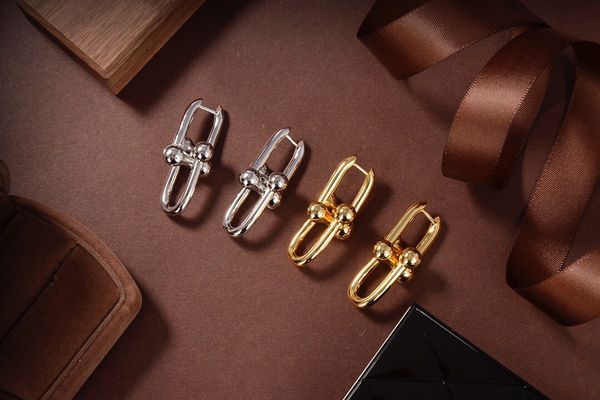 mixed simple 18k gold silver dangle jewelry plated 925 silver earrings luxury brand designers letters famous for woman earring wedding party
mixed simple 18k gold silver dangle jewelry plated 925 silver earrings luxury brand designers letters famous for woman earring wedding party