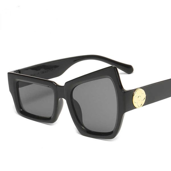 2023net red exaggerated funny eyebrow picking sunglasses personality disco net red selfie sand sculpture men's and women's sunglas, White;black
2023net red exaggerated funny eyebrow picking sunglasses personality disco net red selfie sand sculpture men's and women's sunglas, White;black