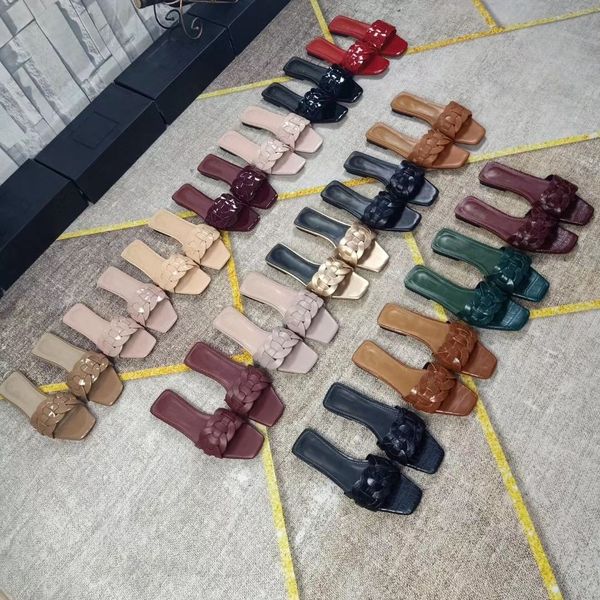luxury flat sandal design slides embroidery black slippers shallow beach leisure indoor shoes leather cross lace lock full set of accessorie
luxury flat sandal design slides embroidery black slippers shallow beach leisure indoor shoes leather cross lace lock full set of accessorie