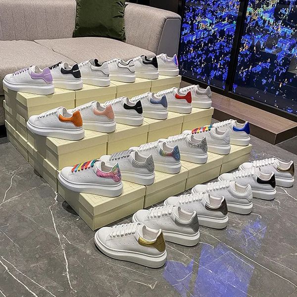 fashion mcqueens sized sneakers casual shoes boot lace up women men platform sole white black espadrille leather velvet suede shoe classic t
fashion mcqueens sized sneakers casual shoes boot lace up women men platform sole white black espadrille leather velvet suede shoe classic t