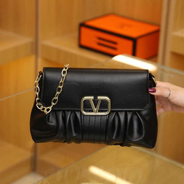 fashion shoulder bags 2023 women's underarm shoulder messenger pleated woman bags 60%off simple handbags wholesale
fashion shoulder bags 2023 women's underarm shoulder messenger pleated woman bags 60%off simple handbags wholesale