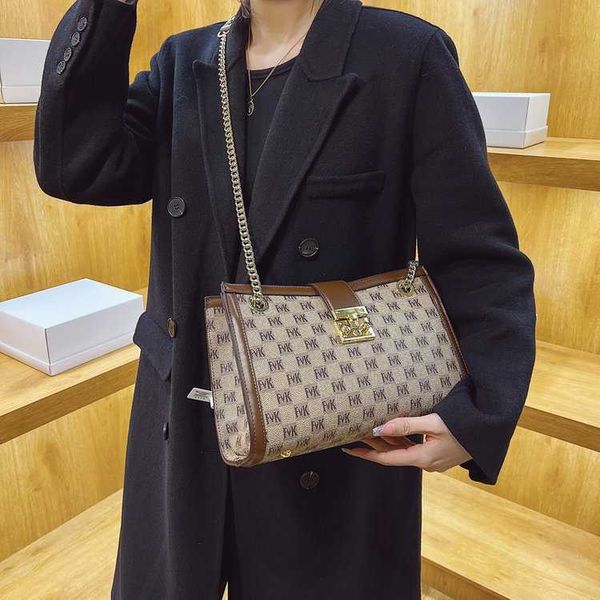 55%off new fashion bags women's large capacity tote small texture one shoulder chain underarm bag 2023 design shoulder crossbody handba
55%off new fashion bags women's large capacity tote small texture one shoulder chain underarm bag 2023 design shoulder crossbody handba