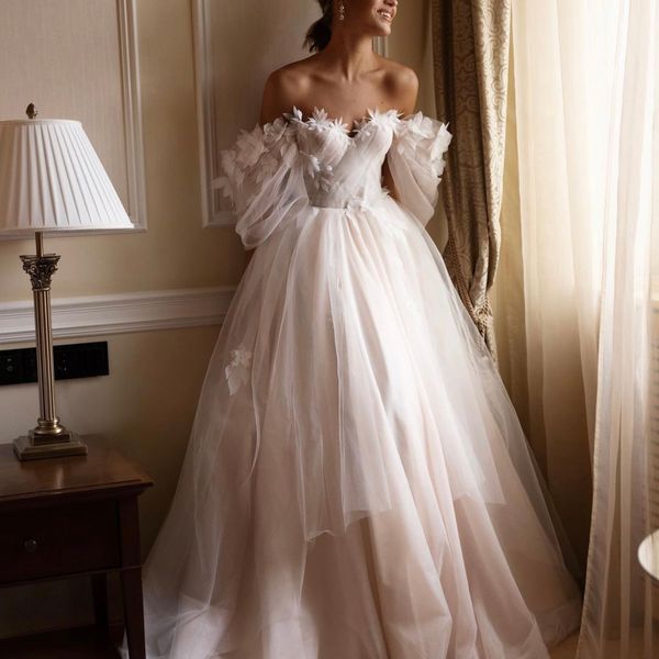 beach wedding dresses 2023 bridal gowns summer elegant backless vintage boho country party lace cap sleeve split handmade flowers, White
beach wedding dresses 2023 bridal gowns summer elegant backless vintage boho country party lace cap sleeve split handmade flowers, White