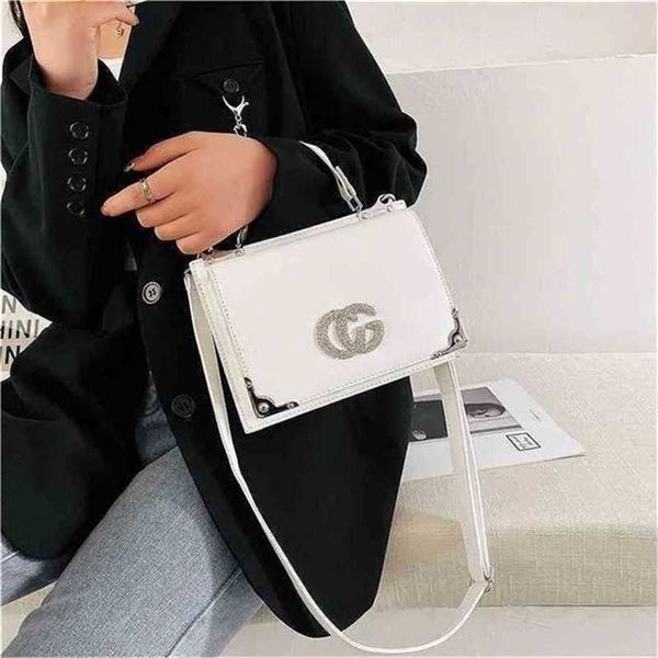 30% off handbag 2023 new bag hand ladies style travel leisure simple solid color shoulder 
30% off handbag 2023 new bag hand ladies style travel leisure simple solid color shoulder