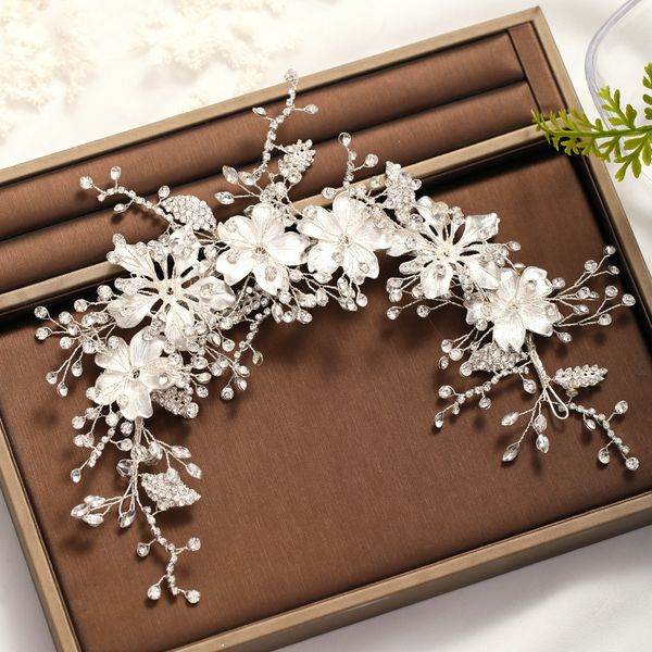 wedding hair jewelry xianmei handmade golden flower band bridal dress accessories 230224, Slivery;golden
wedding hair jewelry xianmei handmade golden flower band bridal dress accessories 230224, Slivery;golden