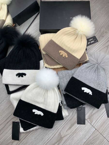 high-quality customized cashmere wool hat female autumn and winter beret female british super large wool ball fox, Blue;gray
high-quality customized cashmere wool hat female autumn and winter beret female british super large wool ball fox, Blue;gray