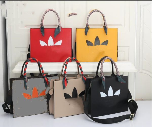 designer luxury handbag crossbody tabby shoulder bag for women pu leather female fashion letters lady cross body bag flap designer bags 2112
designer luxury handbag crossbody tabby shoulder bag for women pu leather female fashion letters lady cross body bag flap designer bags 2112