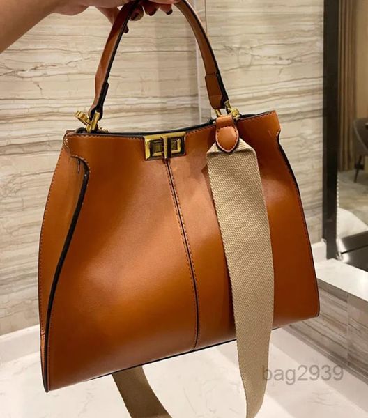shoulder bags designer sunshine mini tote handbag women hand bag clutch purse crobody totes amber double handle claic letters silver hardwar
shoulder bags designer sunshine mini tote handbag women hand bag clutch purse crobody totes amber double handle claic letters silver hardwar