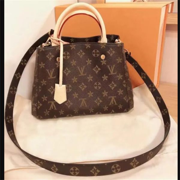 in stocks luxurys fashion handbags classic crossbody bag women leather flower woman handbag tote messenger shoulder purses bags 
in stocks luxurys fashion handbags classic crossbody bag women leather flower woman handbag tote messenger shoulder purses bags