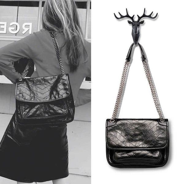 shoulder bag luxury bag designer s 2023 hand crossbody cowhide one shoulder small square 230224
shoulder bag luxury bag designer s 2023 hand crossbody cowhide one shoulder small square 230224