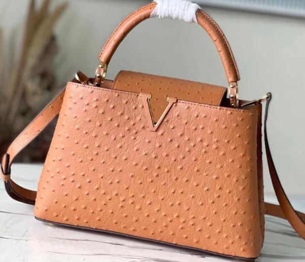 realfine bags 5a m95393 31.5cm capucines mm ostrich leather totes handbag shoulder purses for women with dust bag
realfine bags 5a m95393 31.5cm capucines mm ostrich leather totes handbag shoulder purses for women with dust bag