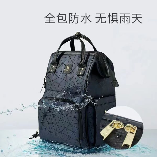 school bags the fashion portable shoulder large capacity single super light out 230224
school bags the fashion portable shoulder large capacity single super light out 230224