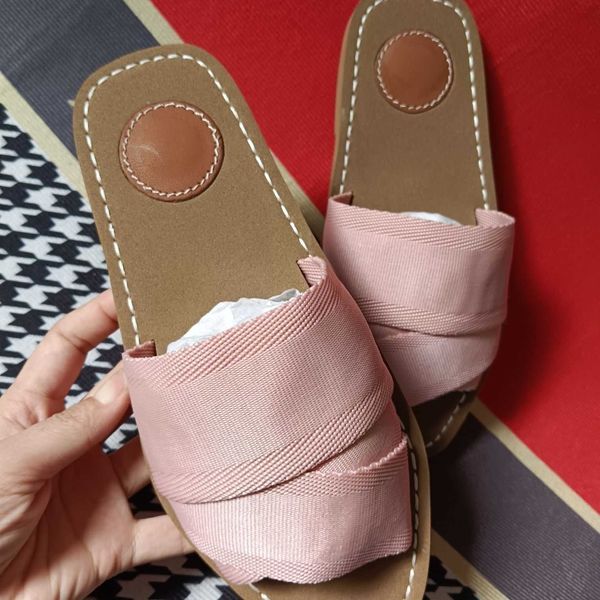 slipper new designer women flat-bottomed slide beach kloe shoes summer women's s wear versatile 2023 fashion net red word foreign style, Black
slipper new designer women flat-bottomed slide beach kloe shoes summer women's s wear versatile 2023 fashion net red word foreign style, Black