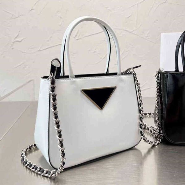 chain designer tote bag women handbags elegant leather shoulder bucket totes bag handbags large capacity lady shopping bag
chain designer tote bag women handbags elegant leather shoulder bucket totes bag handbags large capacity lady shopping bag