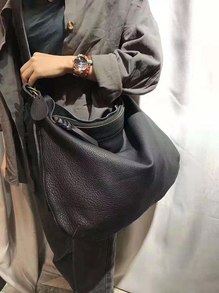 evening bags mesoul large capacity women shoulder genuine leather handbag female messenger casual cowhide crossbody shopping bag 230223
evening bags mesoul large capacity women shoulder genuine leather handbag female messenger casual cowhide crossbody shopping bag 230223