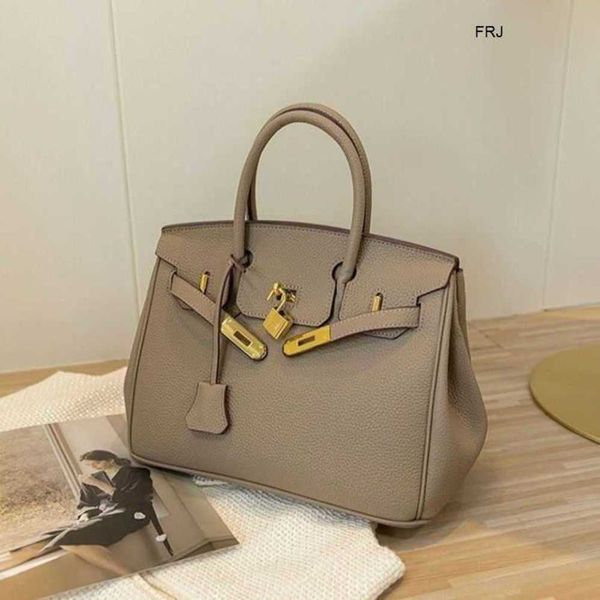 designer handbags birkin herme bags handbags leather lychee pattern bag womens handbag 2023 new fashion versatile large capacity single shou
designer handbags birkin herme bags handbags leather lychee pattern bag womens handbag 2023 new fashion versatile large capacity single shou
